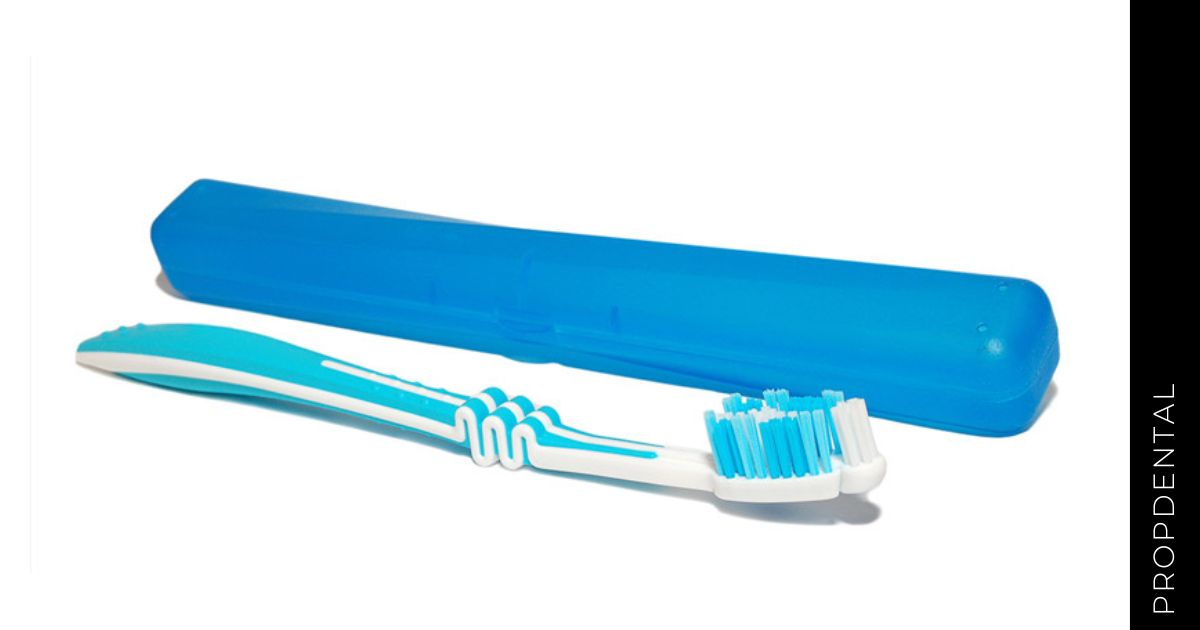 ¿Cuidas bien tu cepillo de dientes?